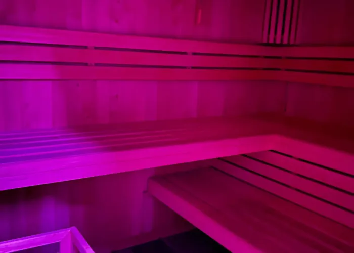 Schwarzer Kater بيت للعطل